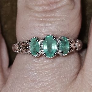 Sz 9, Trilogy Style Zambian Emerald Ring, 925 Sterling Silver, 0.85 carats, NWT